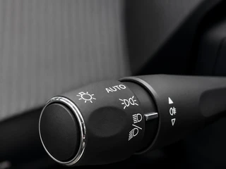 Peugeot 208 – thumbnail 13