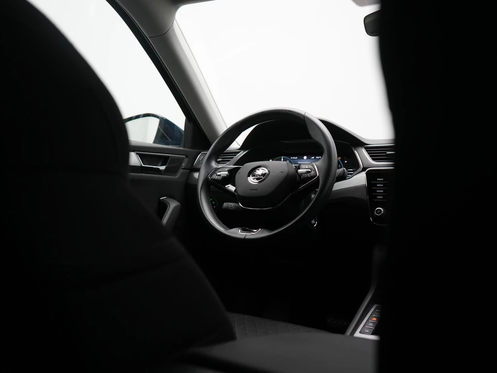 Škoda Superb – foto 28