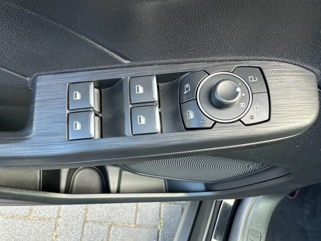 Ford Kuga – foto 31