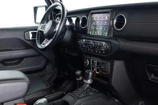 Jeep Wrangler – thumbnail 10
