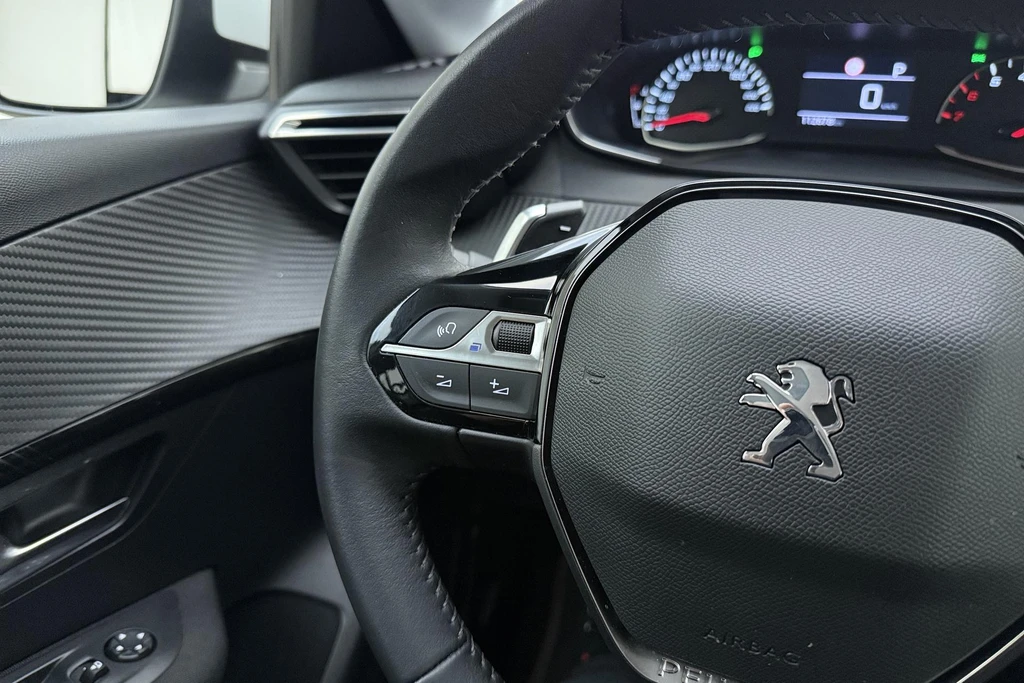 Peugeot 208 – foto 25