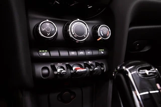 MINI Cooper Cabrio – thumbnail 18