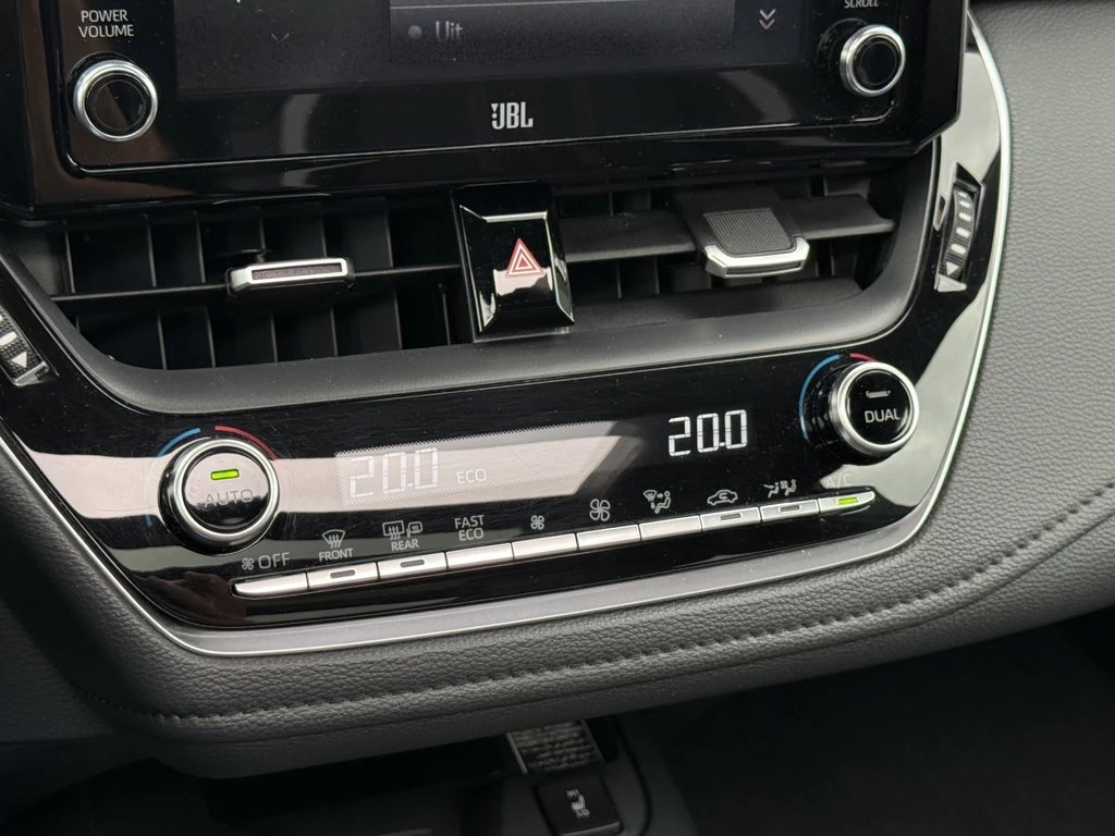 Toyota Corolla Touring Sports – foto 25