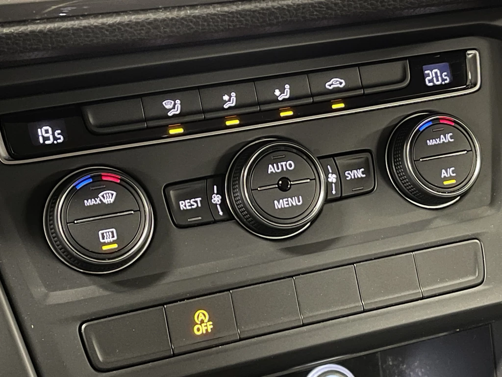 Volkswagen Touran – foto 15