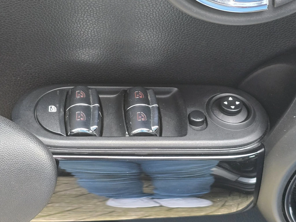 MINI 5-deurs – foto 12
