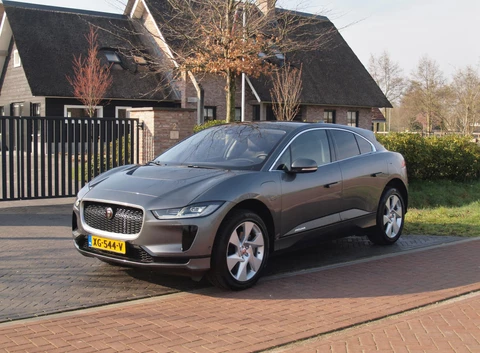 Jaguar I-PACE EV400 SE 90 kWh | Panoramadak | Camera | Head-Up Display | Meridian Audio | Stoelmemory |