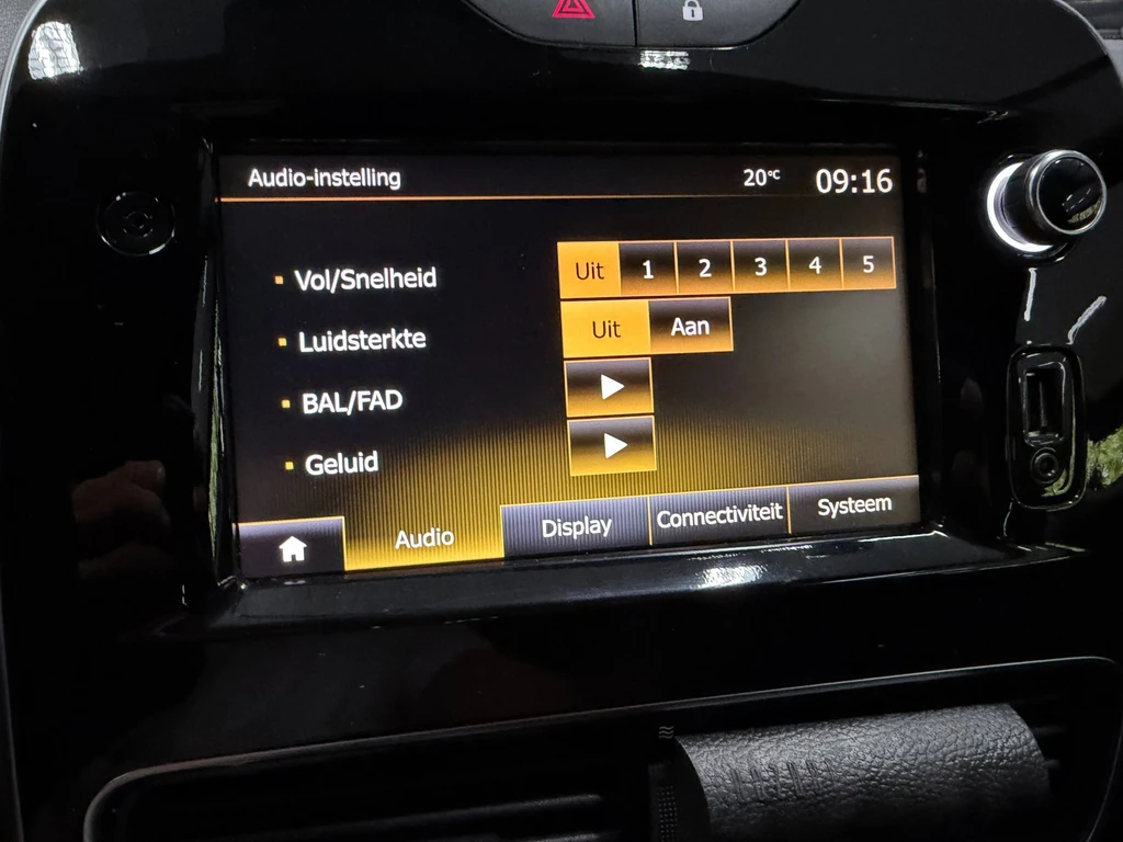 Renault Clio – foto 21