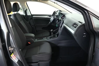 Volkswagen Golf – thumbnail 12