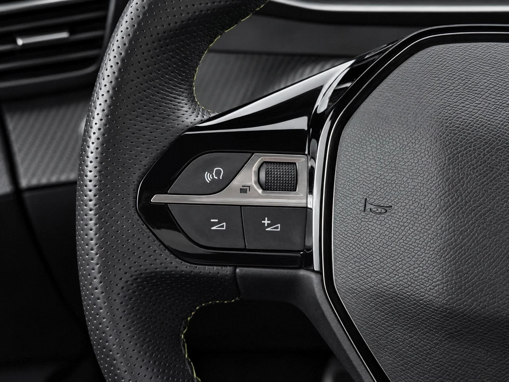 Peugeot e-2008 – foto 25