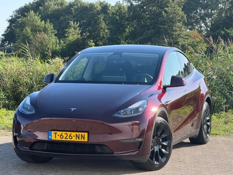Tesla Model Y Long Range AWD 75 kWh - Midnight Cherry Red - Trekhaak/Panorama/91%SOH