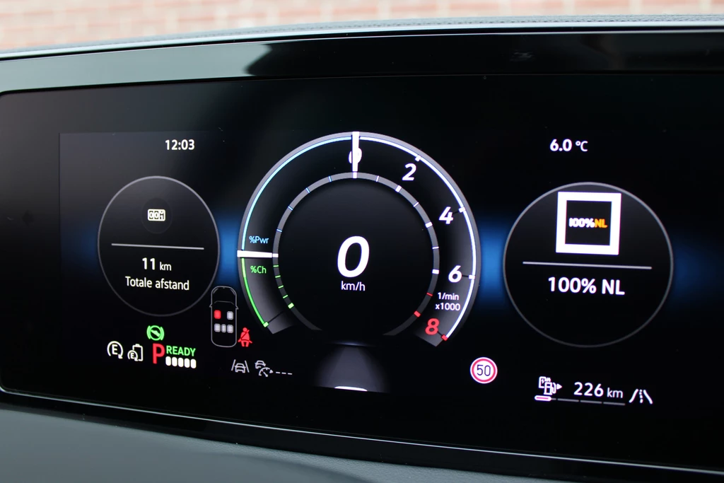 Volkswagen Tiguan – foto 11