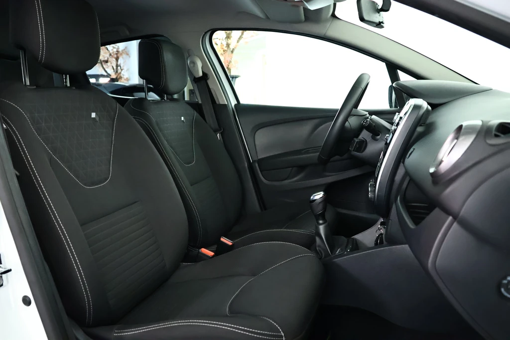 Renault Clio – foto 15