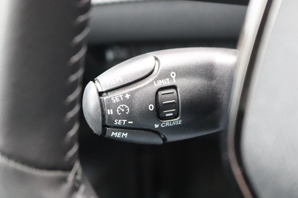 Peugeot 208 – foto 19