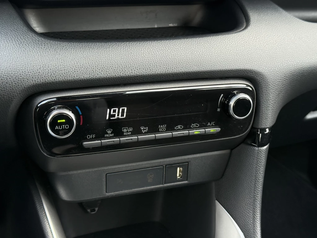Toyota Yaris – foto 24