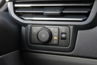 Ford Tourneo Custom – thumbnail 20