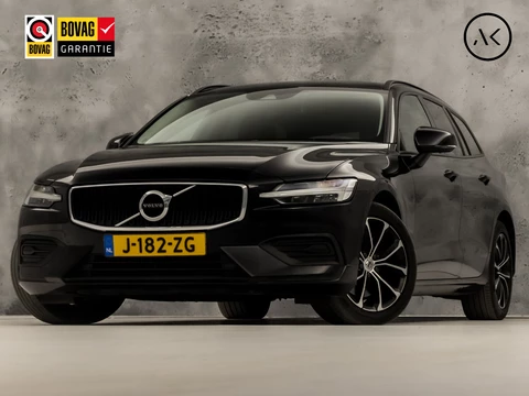 Volvo V60 2.0 B3 Sport 177Pk Automaat (APPLE CARPLAY, GROOT NAVI, PARKEERSENSOREN, GETINT GLAS, SPORTSTOELEN, DAKRAILS ZWART, LED KOPLAMPEN, NIEUWE APK, NIEUWSTAAT)