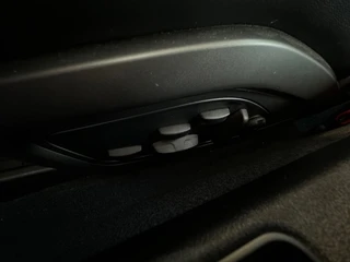 Porsche 911 – thumbnail 22