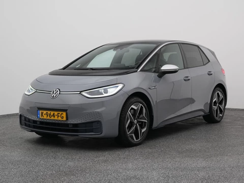 Volkswagen ID.3 First Plus 58 kWh | CAMERA | ADAPTIVE | STOEL- EN STUURVERW. | TREKHAAK