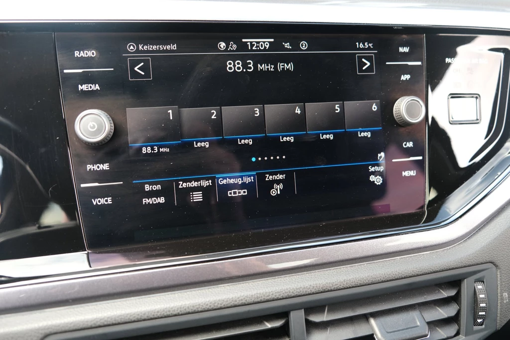 Volkswagen Taigo – foto 24