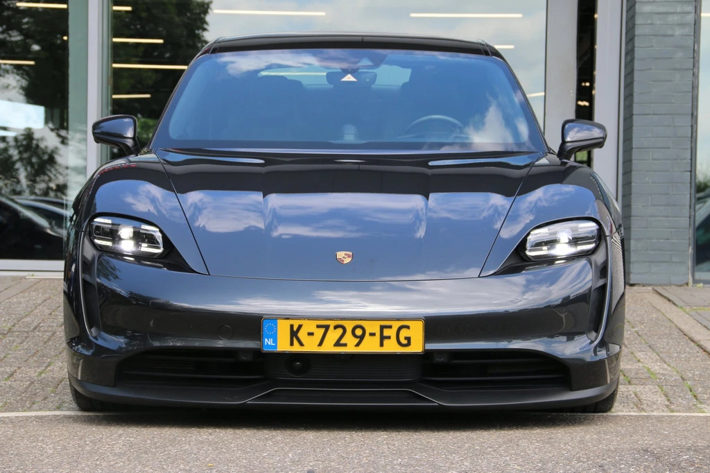 Porsche Taycan – foto 4