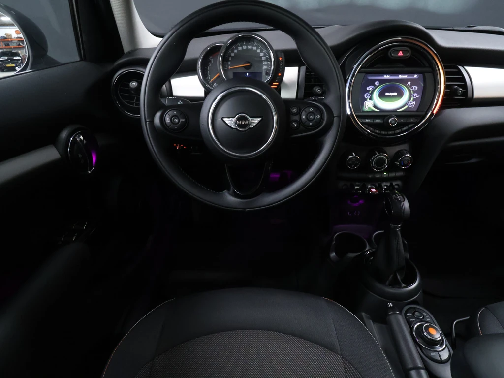 MINI 5-deurs – foto 11