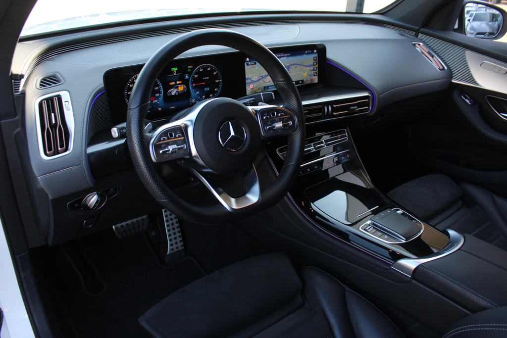 Mercedes-Benz EQC – foto 13
