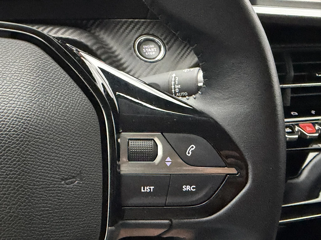 Peugeot 208 – foto 14