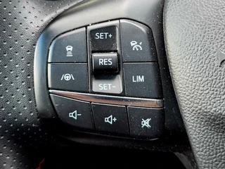Ford Kuga – thumbnail 25