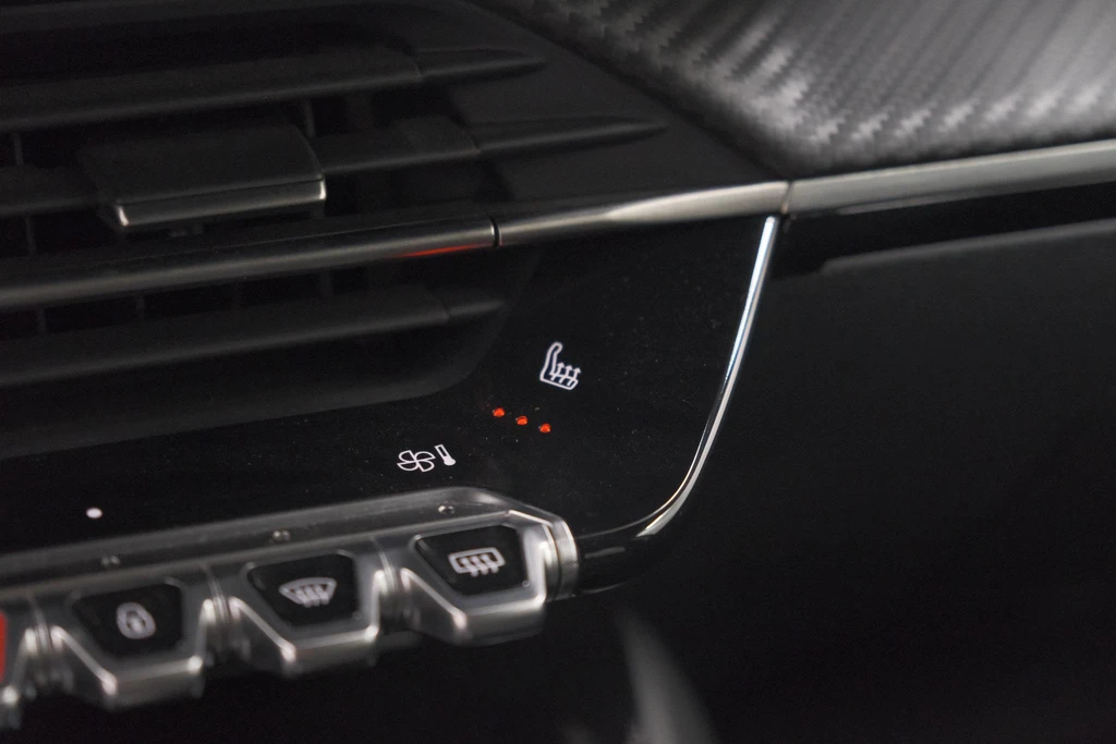 Peugeot 208 – foto 38