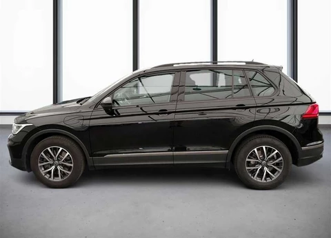 Volkswagen Tiguan 1.4 TSI eHybrid ACC Trekhaak Head-Up Camera Stoelverwarming