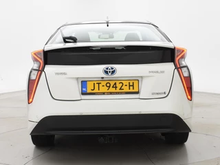 Toyota Prius – thumbnail 3
