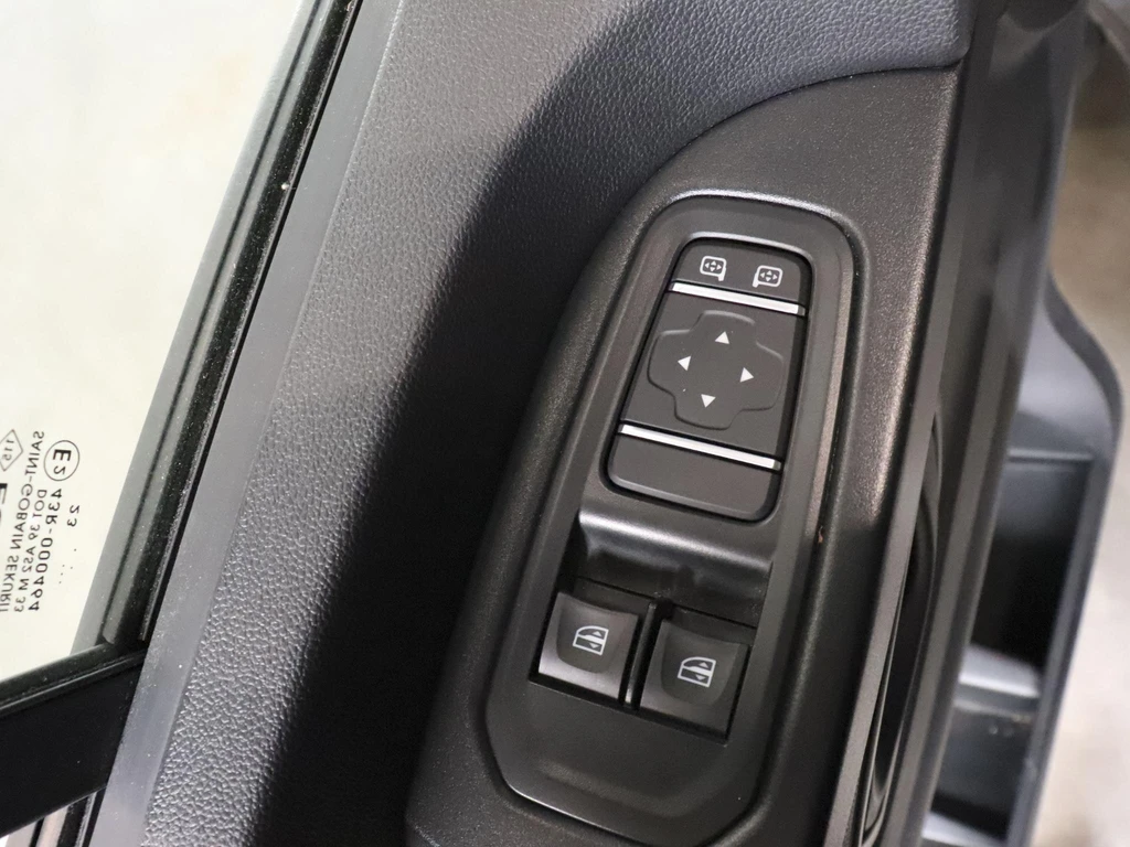 Renault Trafic – foto 18