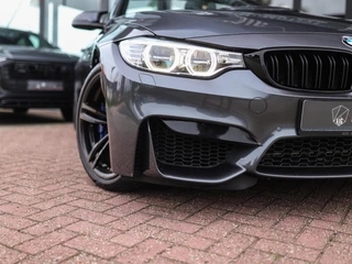 BMW M4 – thumbnail 19