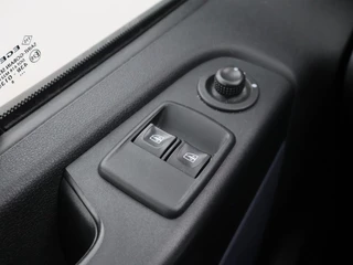 Opel Vivaro – thumbnail 34