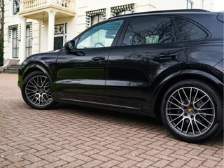 Porsche Cayenne – thumbnail 4