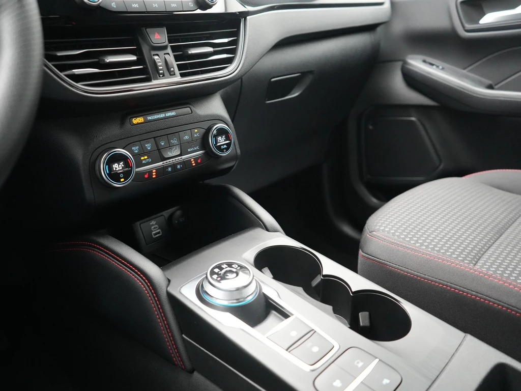Ford Kuga – foto 31