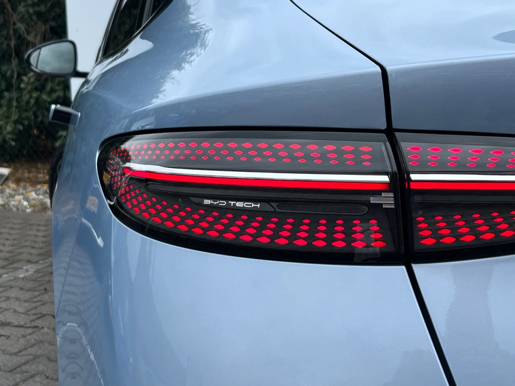 BYD SEAL – foto 39