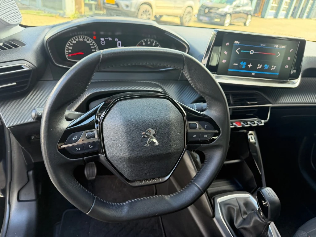 Peugeot 208 – foto 28