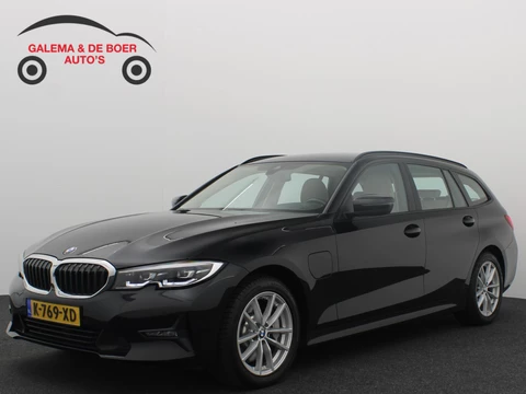BMW 3-serie Touring 330e Business Edition Plus SPORTSTOELEN / FULL LED / SOH 89% / CARPLAY / DAB+ / CREME LEDER / STOELVERW / ELEK KOFFERKLEP / NL-AUTO