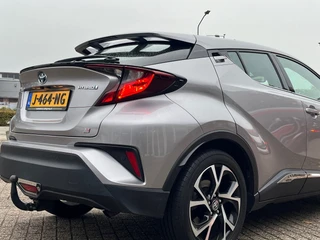 Toyota C-HR – thumbnail 10