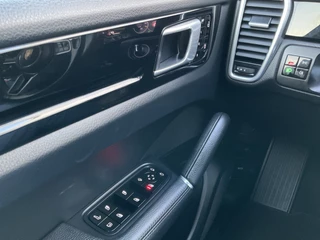 Porsche Cayenne – thumbnail 21