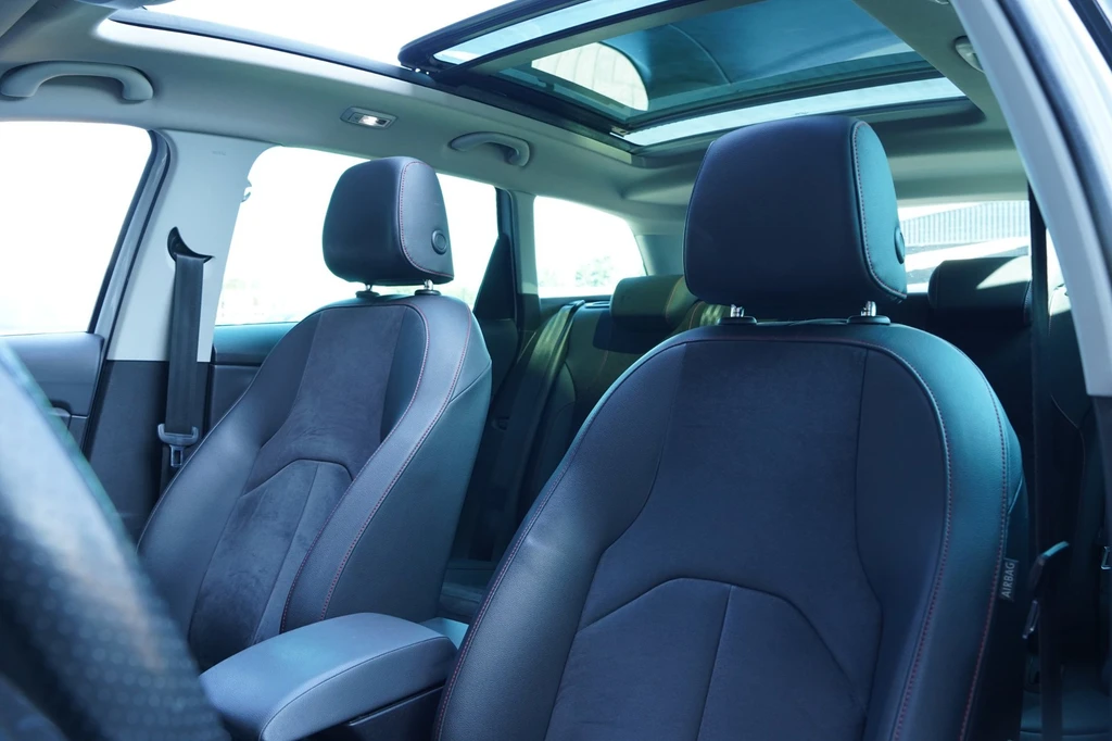 SEAT Leon – foto 8