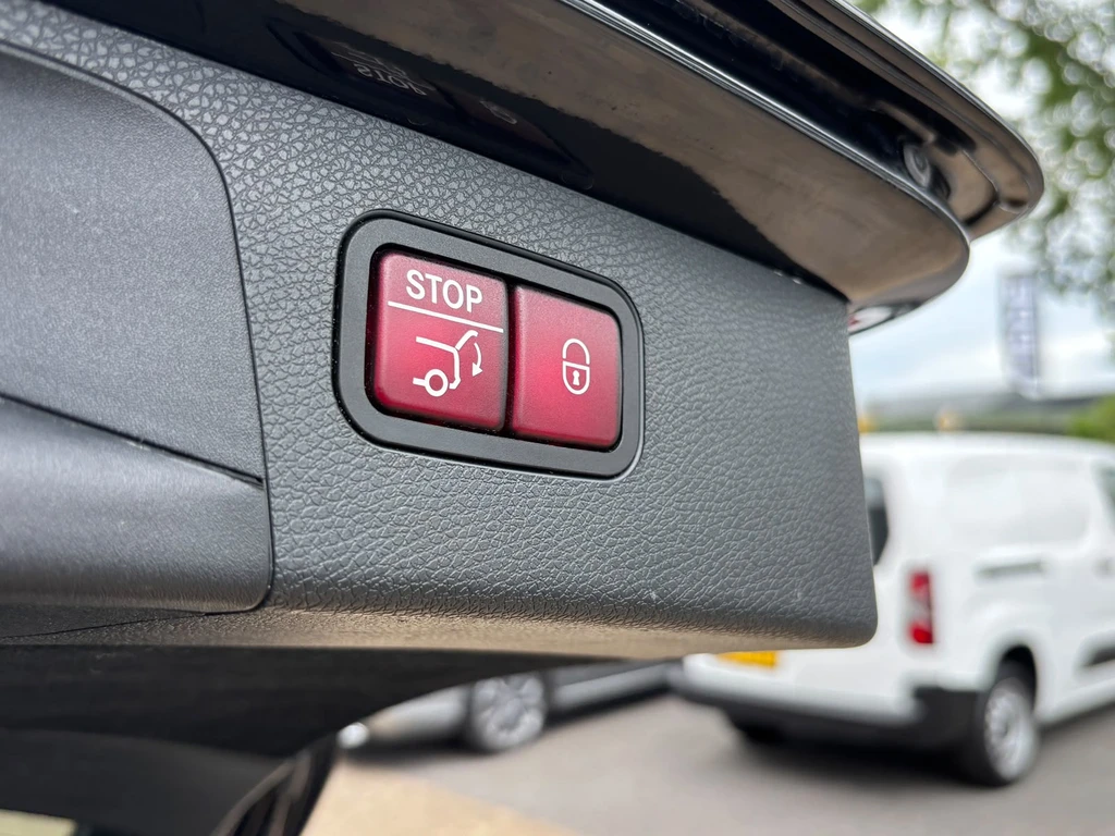 Mercedes-Benz E-Klasse – foto 31