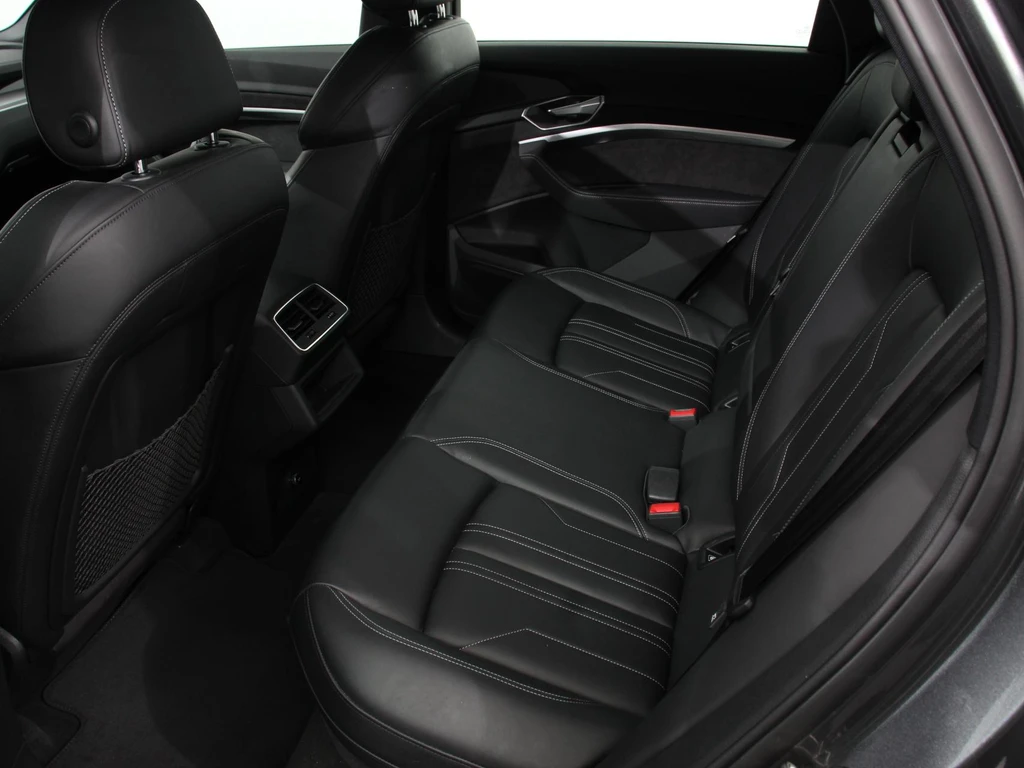 Audi e-tron – foto 10