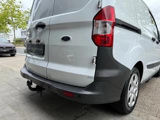 Ford Transit Courier – thumbnail 11
