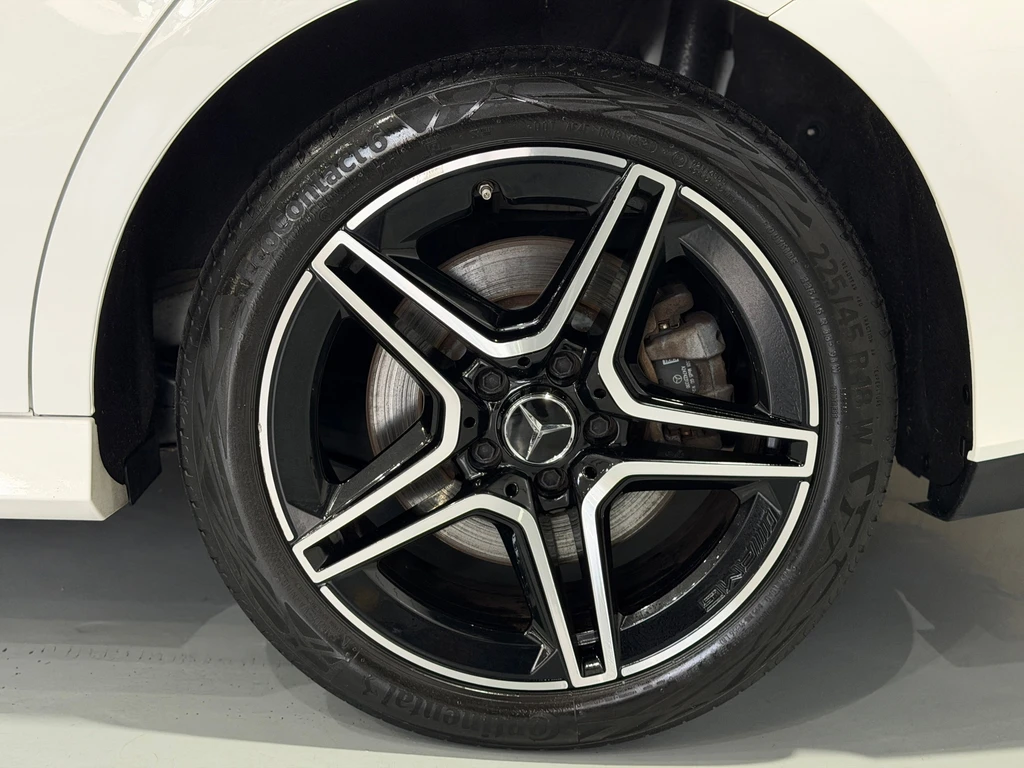 Mercedes-Benz CLA – foto 13