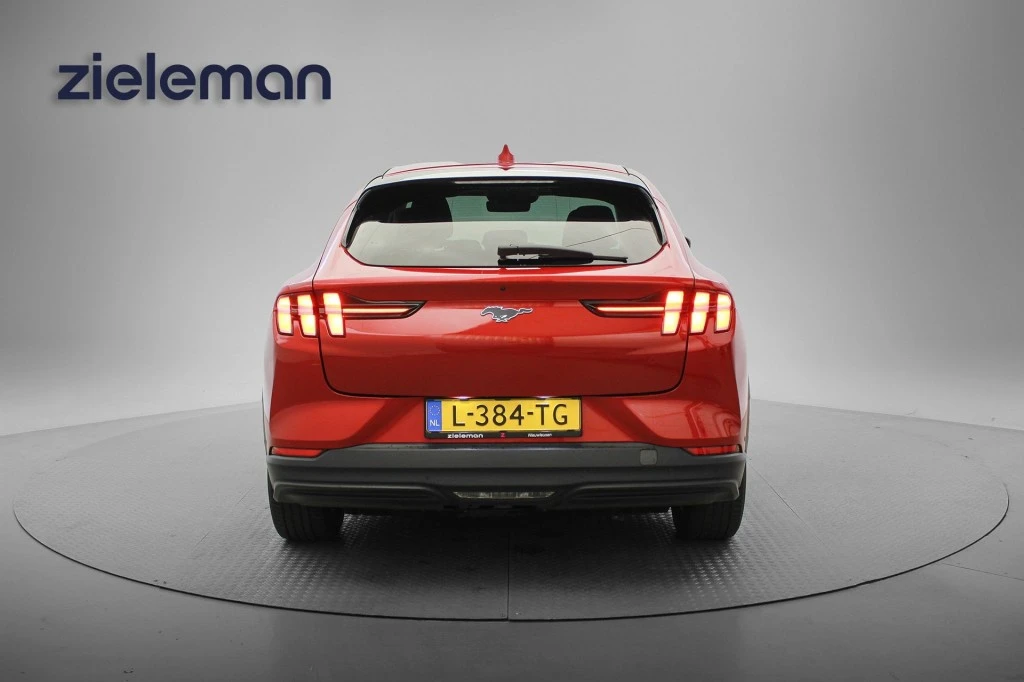 Ford Mustang Mach-E – foto 4