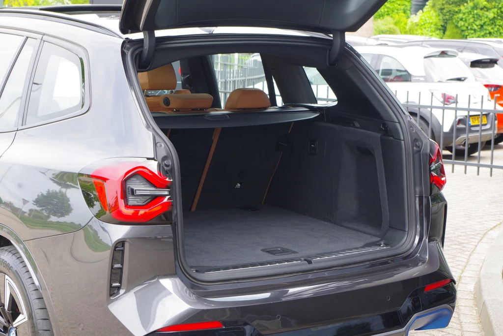BMW iX3 – foto 21