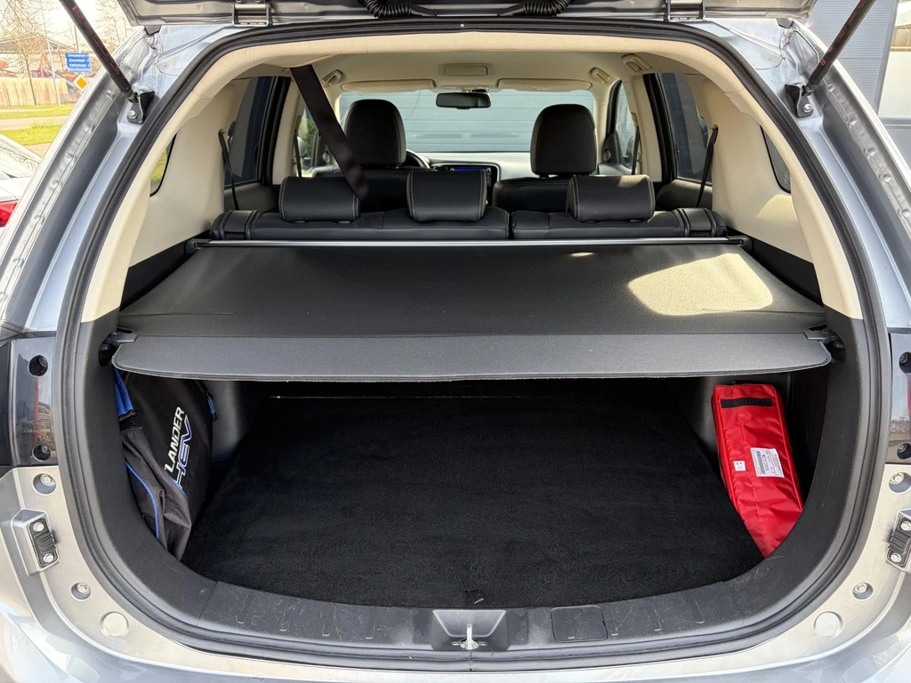 Mitsubishi Outlander – foto 32