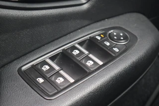 Renault Megane E-Tech – thumbnail 12